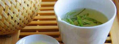 热门养生茶：揭秘绿茶抗氧化功效，守护健康新选择！